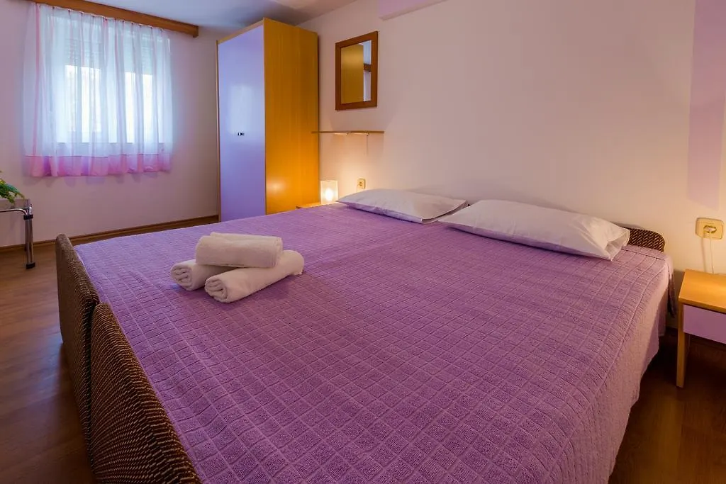 Apartments Marica Novi Vinodolski