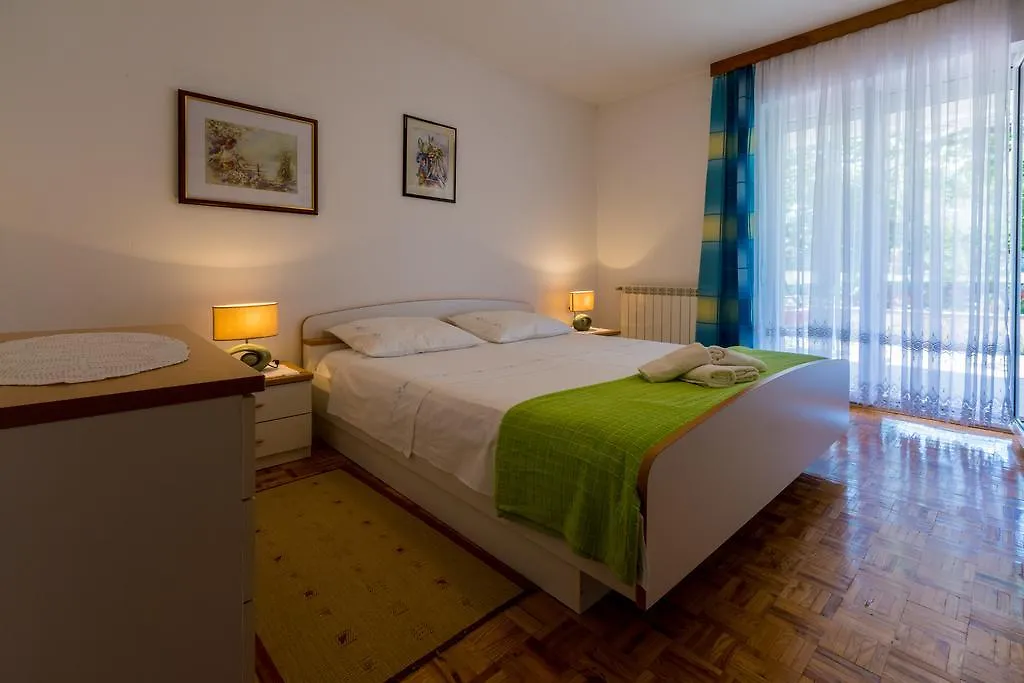 Apartments Marica Novi Vinodolski
