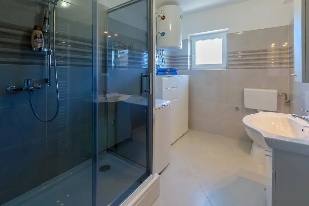 Apartments Marica Novi Vinodolski